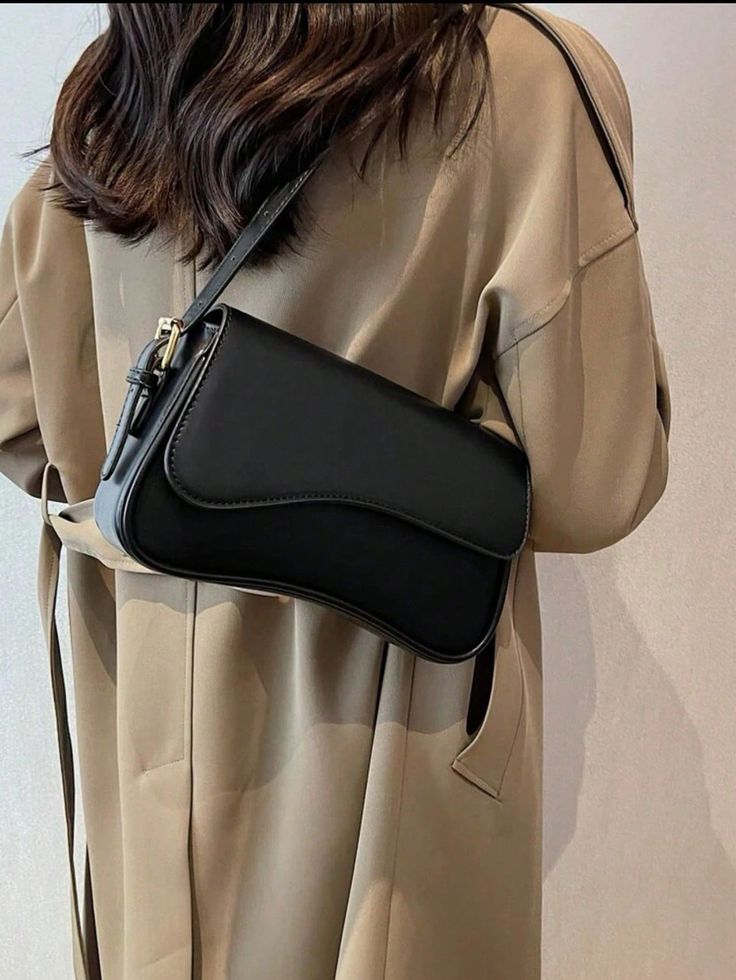 Eva Shoulder Bag