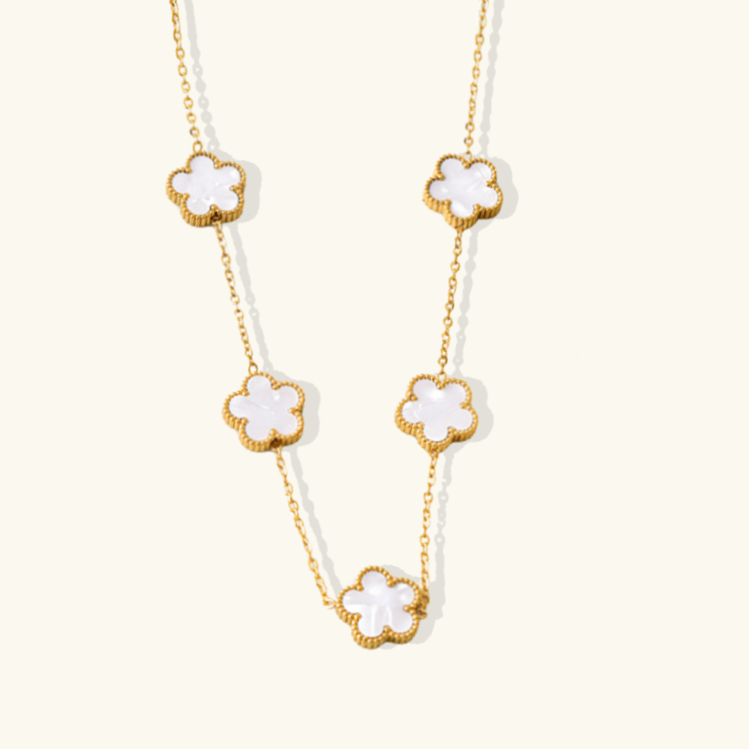 Elara Clover Necklace