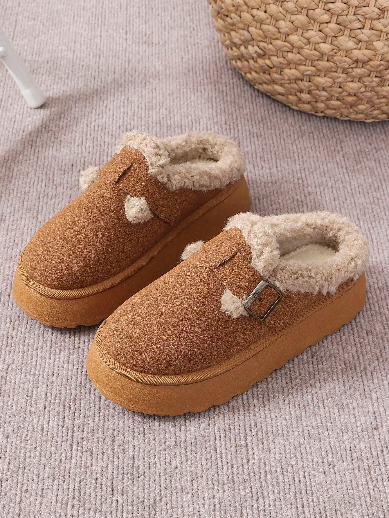 Cozy Peak Clogs + FREE GIFT