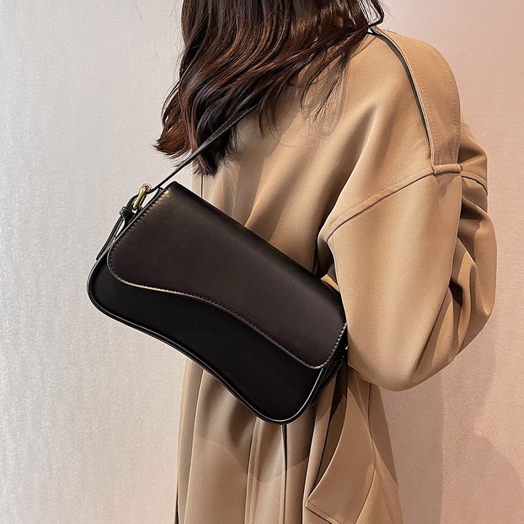 Eva Shoulder Bag