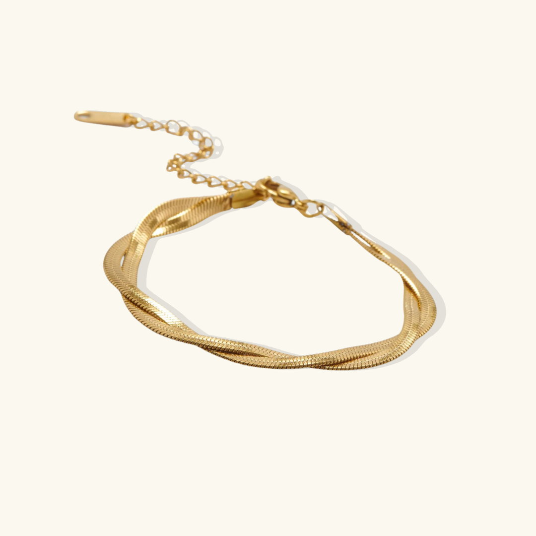 Lila Twist Bracelet