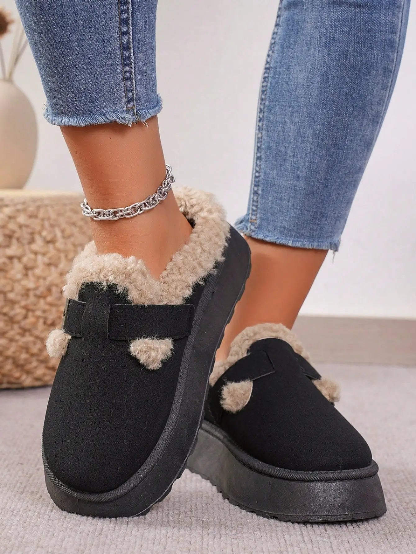 Cozy Peak Clogs + FREE GIFT