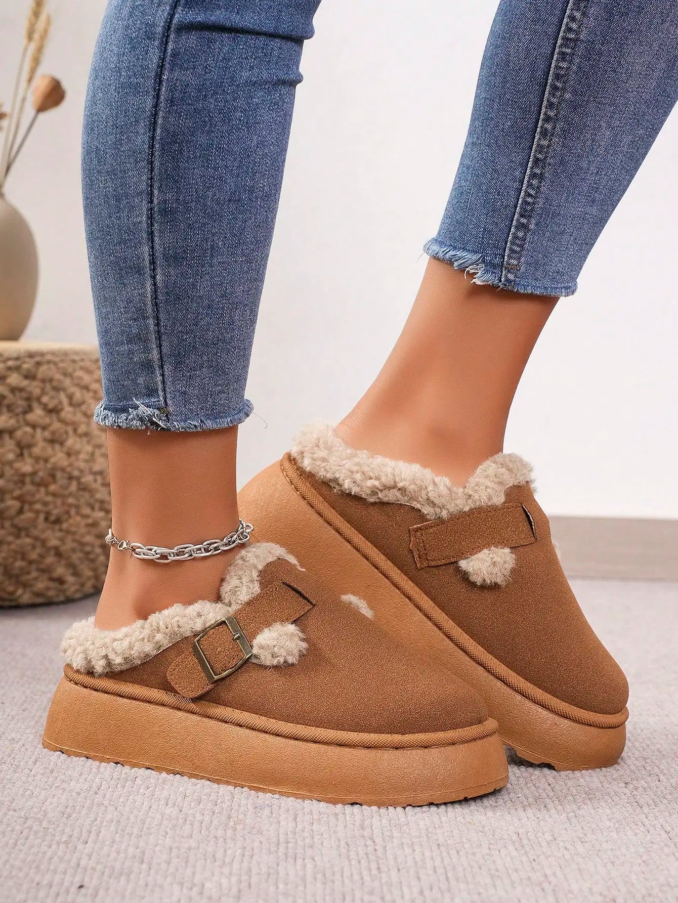 Cozy Peak Clogs + FREE GIFT