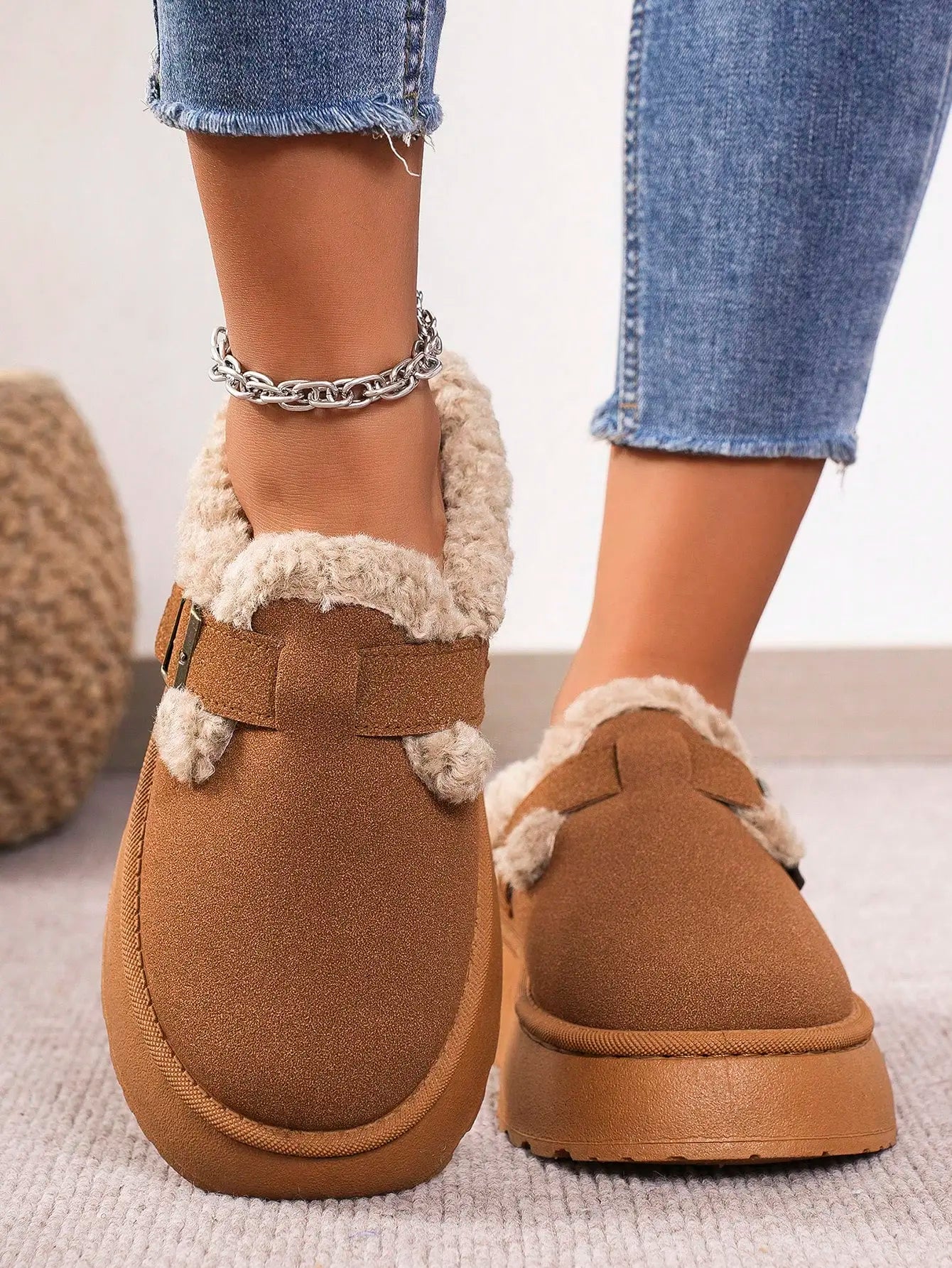 Cozy Peak Clogs + FREE GIFT