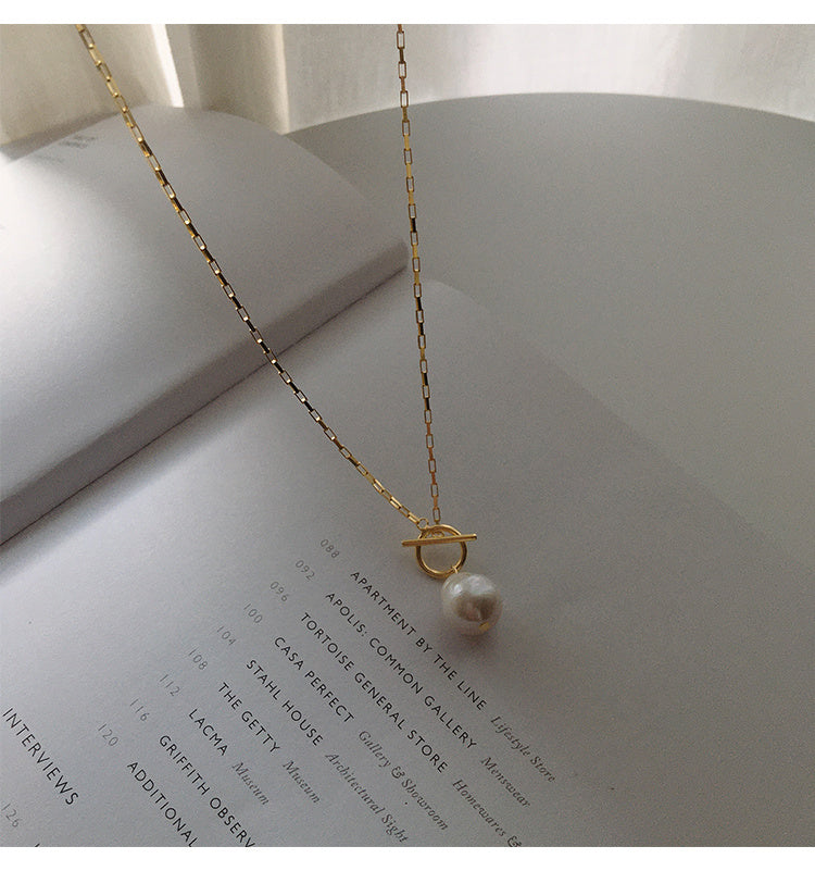 Charm Pearl Necklace